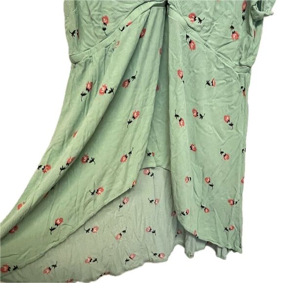 Torrid Green High Low Floral Blouse - Size 4X - Picture 3 of 6